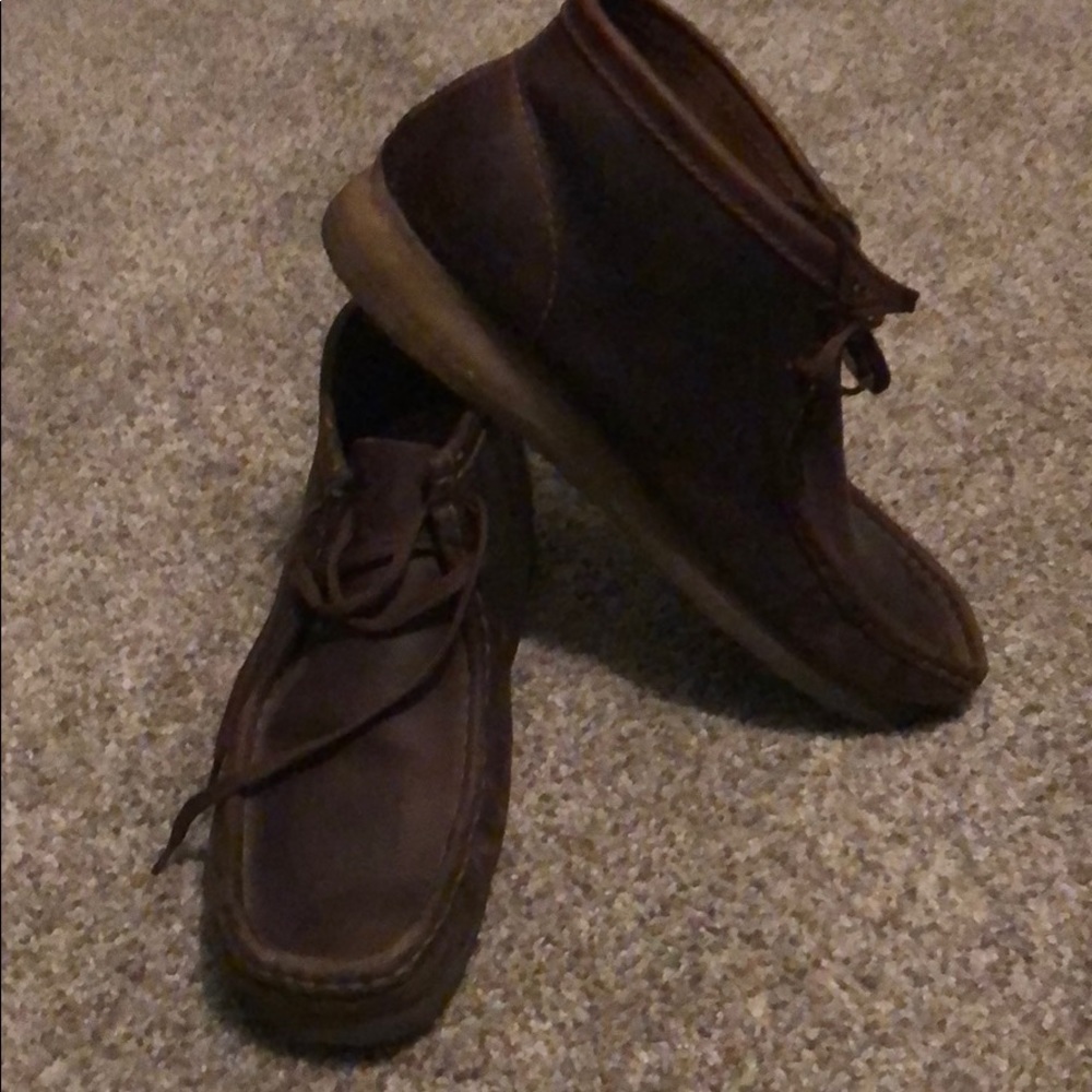Clark Wallabees. Size 11